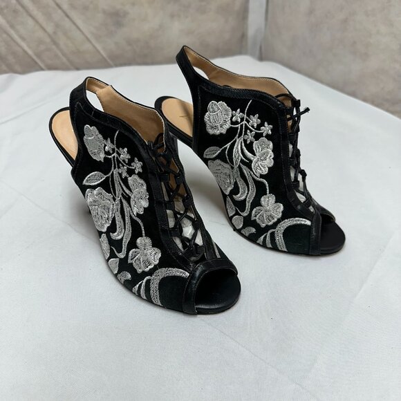 Luiza Barcelos Women's Pump Embroidered Tapestry Black Size 9B US Lace Up - Picture 1 of 6